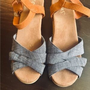 Toms Beatrix Clog Sandal 8.5